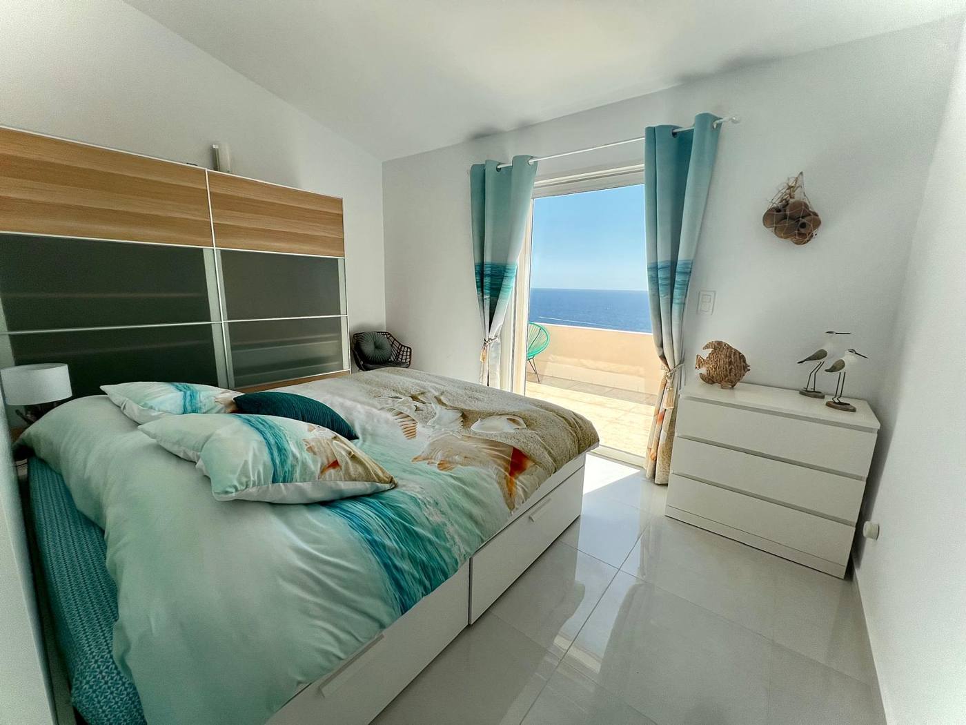 Doppelzimmer mit Balkon zum Meer